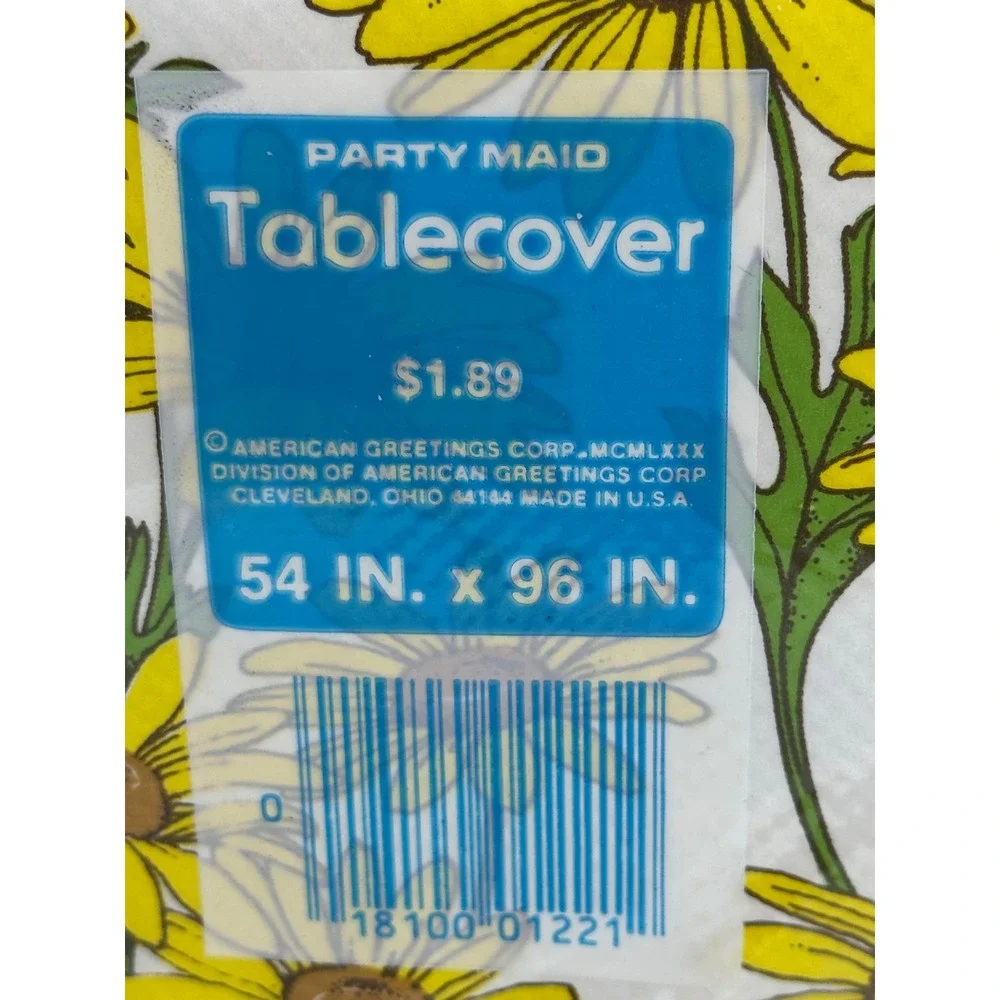 VTG American Greetings Party Maid Tablecover Yellow Daisy Floral Butterfly 4PK